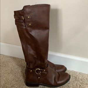 Riding boots
